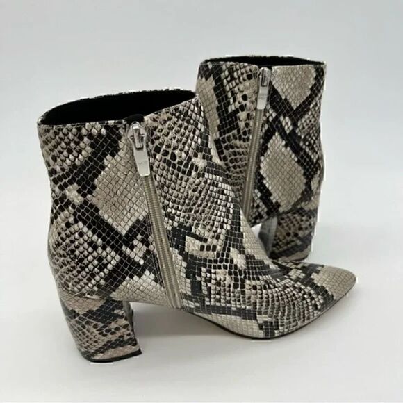 Marc Fisher Gray MF Jelly 3 Leather Snake Print Grey Ankle Boots 10 - Picture 3 of 15